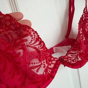 Victoria's Secret 34B Dream Angels Unlined Red Demi Bra Beaded Accents